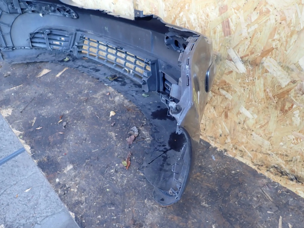 фото №11, Бампер перед передний vw golf v plus 5m0807221