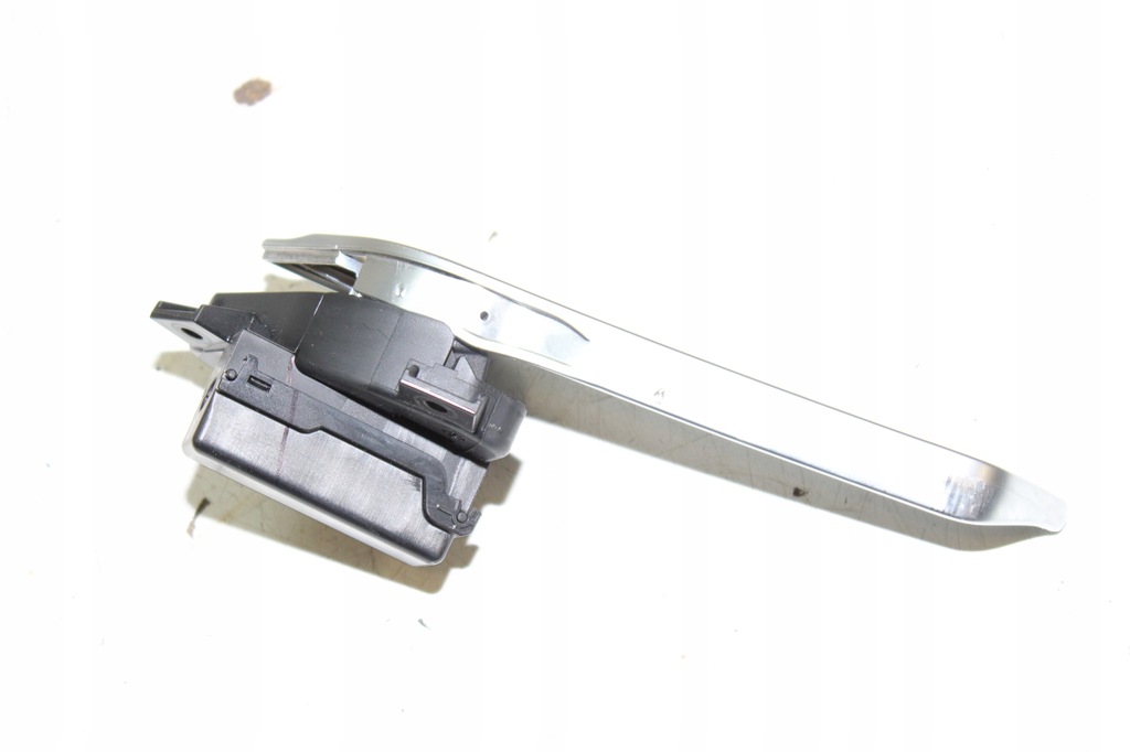 фото №3, Ручка внутренняя дверь левая mercedes actros mp4