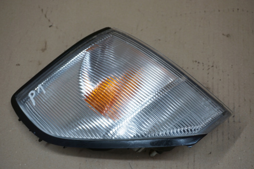 Купить Land cruiser 90 95 поворотник правый перед 96-02r