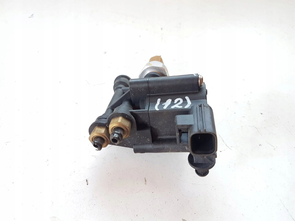 Клапан электромагнитный амортизатора задний  rvh000046 Цена