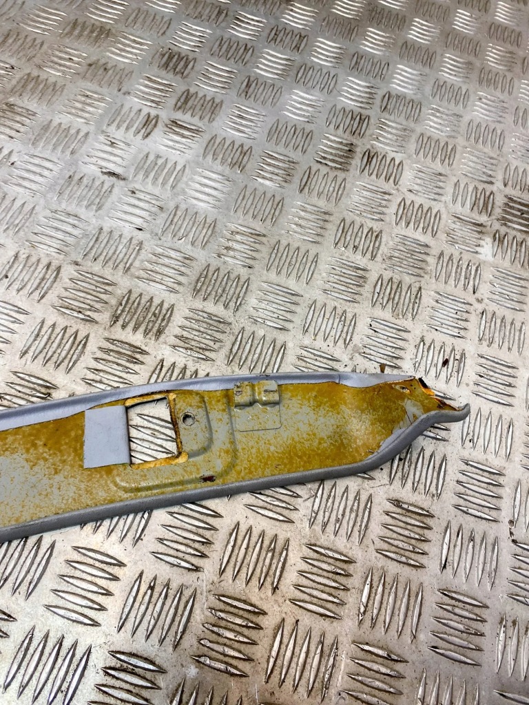 фото №10, Верхній молдинг передньої скло mercedes-benz sl r129 1298211451 27833289