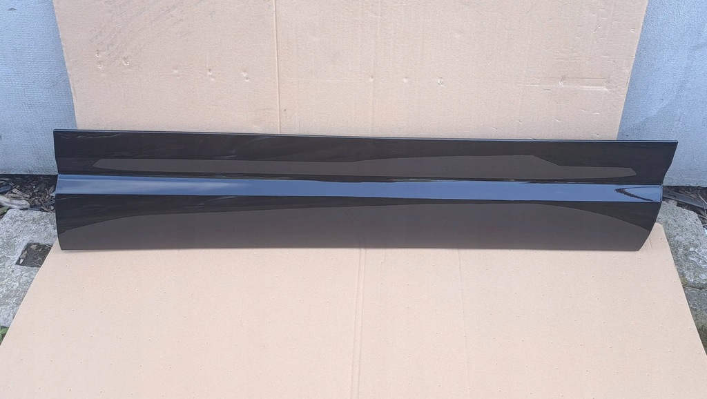 фото №1, Land rover defender 20 - молдинг двері правий перед