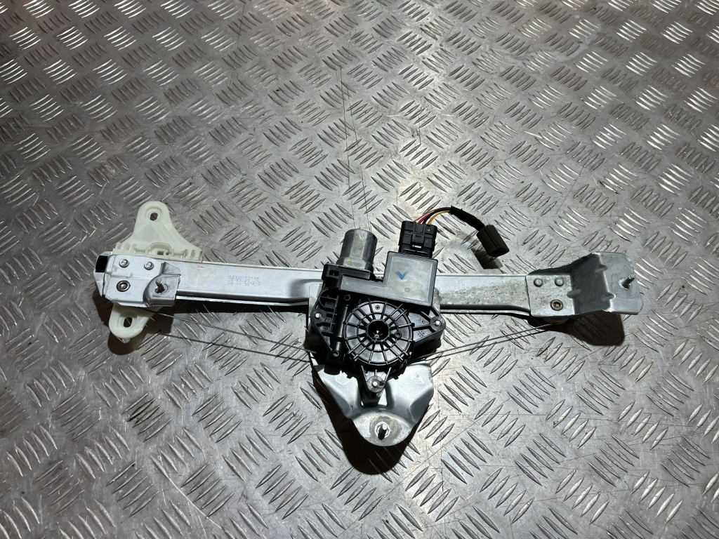 Купить Подъемник стекло дверь правый задняя renault arkana 20-