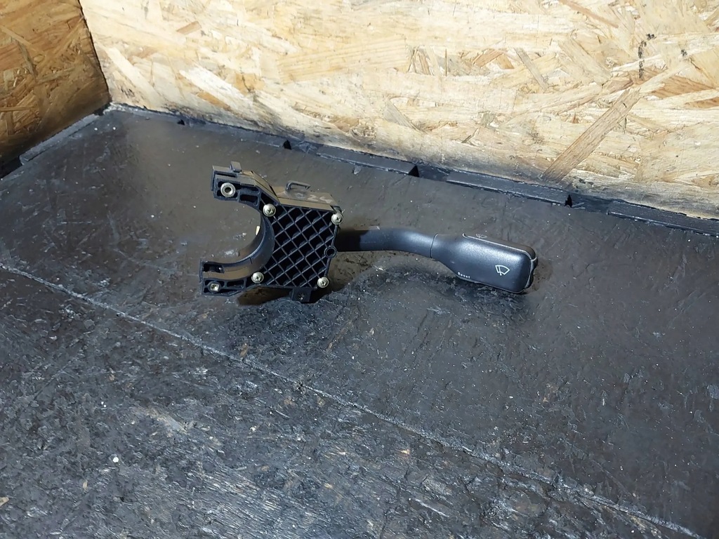 фото №12, Важіль / перемикач двірник комп'ютер audi a4 b5 8d 4d0953503