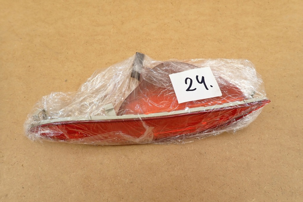 Купить Volvo v40 ii 12- лампа задняя левая бампера противотуманная 31395550 оригинальный номер