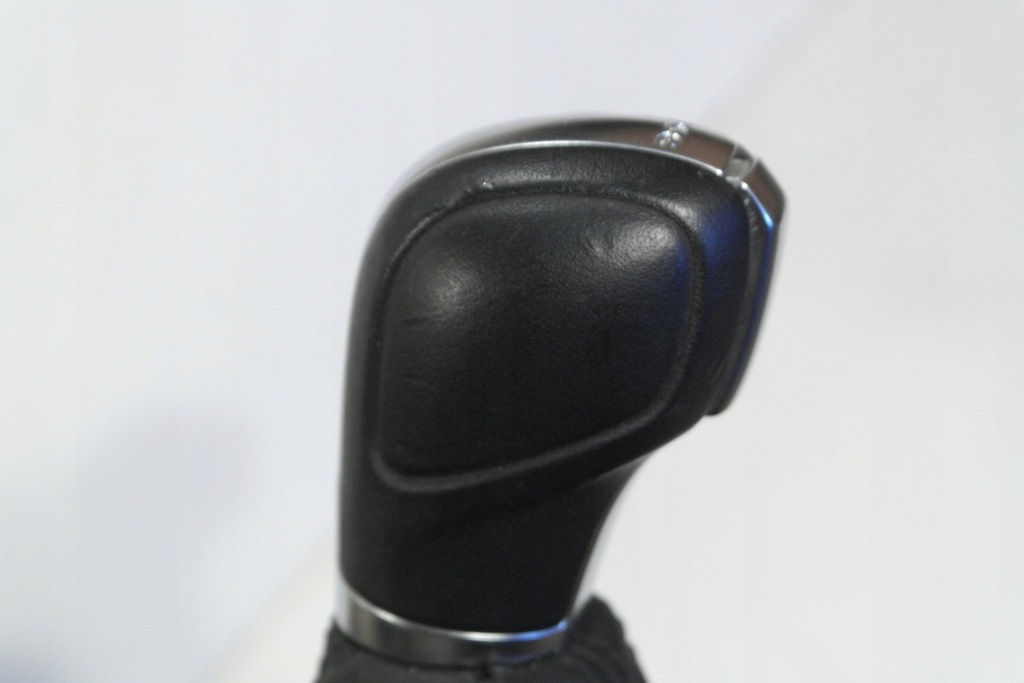 фото №7, Vw passat b7 ручка чехол передач dsg 561713203e