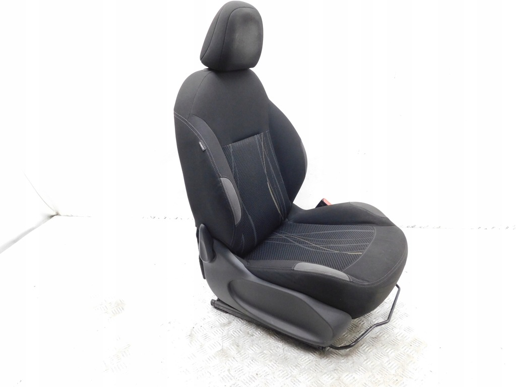 фото №9, Сидіння комплект заднє сидіння обшивки - peugeot 208 i 5d hb 12-19