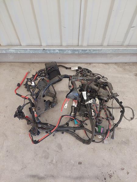 фото №1, Volvo v60 s60 2.0d электропроводка отсек двигателя