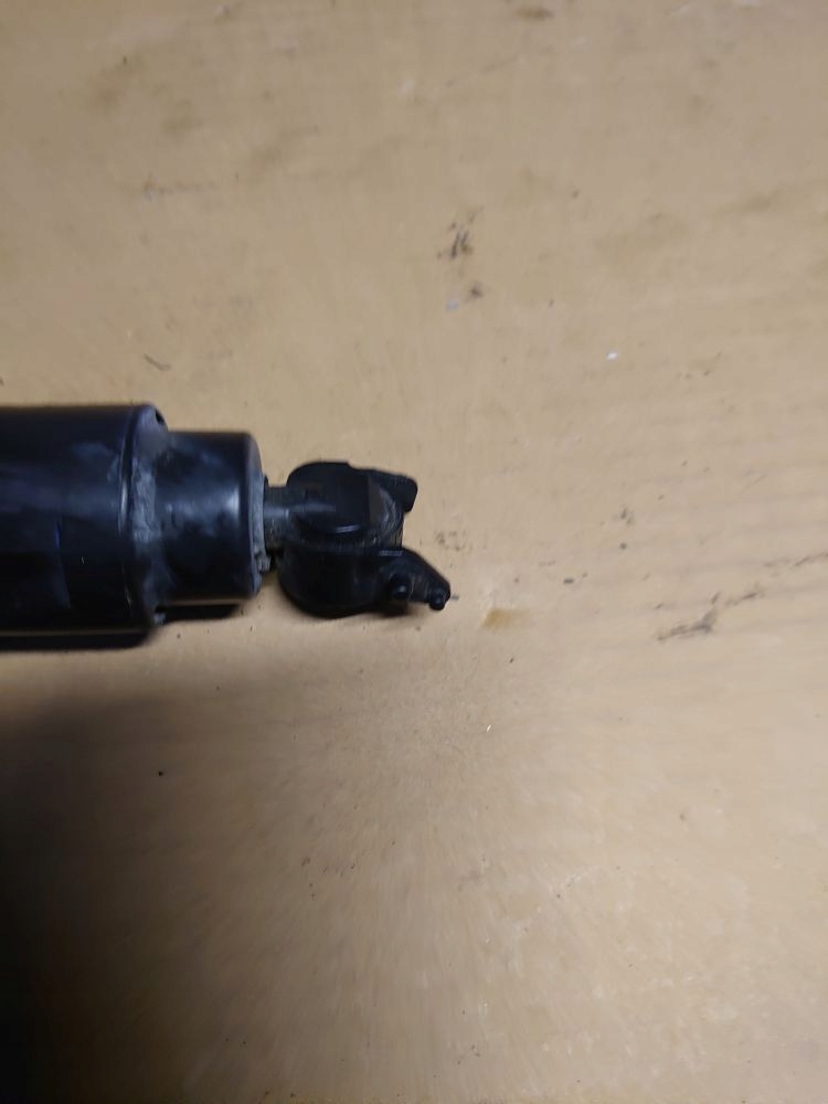 фото №5, Омыватель лампы заглушка правый mini cooper r56