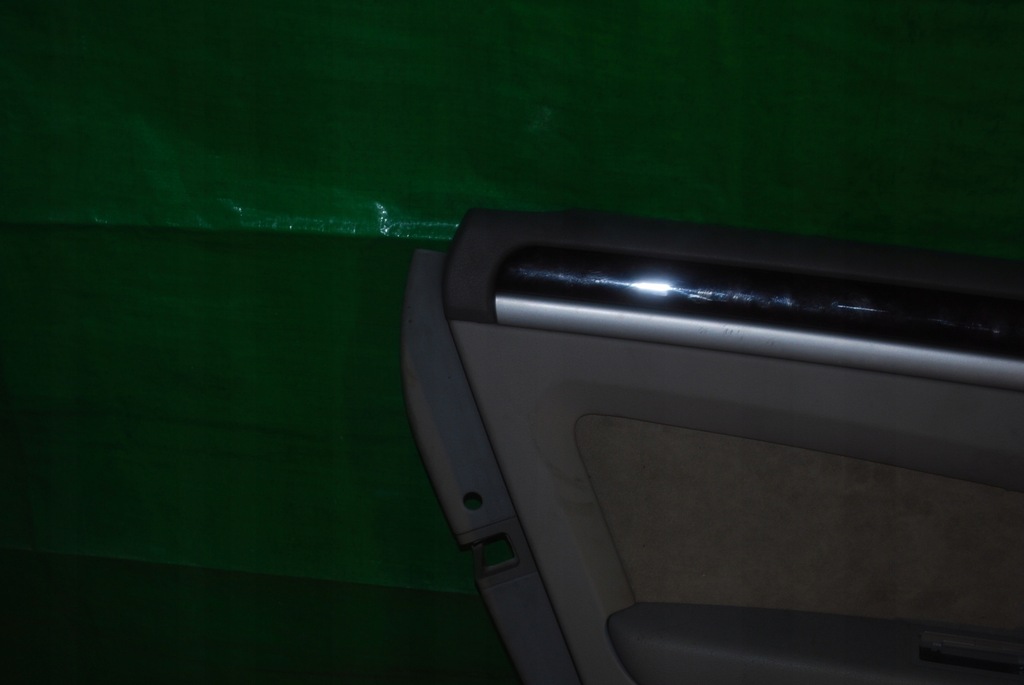 фото №4, Оббивка обшивка двері лівий задня audi a8 d3 siwy