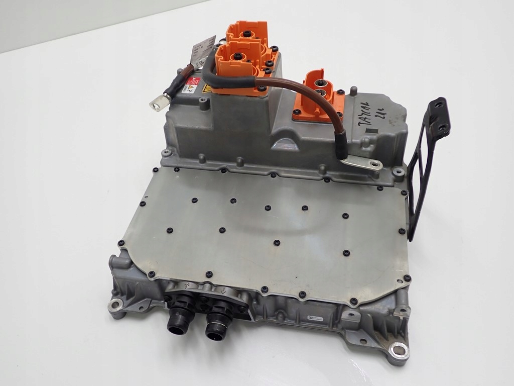 фото №3, Модуль преобразователь напряжения porsche taycan 4s 21r