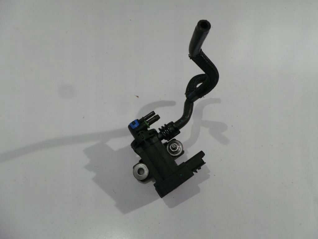 Купить Expert iii 18 2.0 blue hdi клапан вакуумa