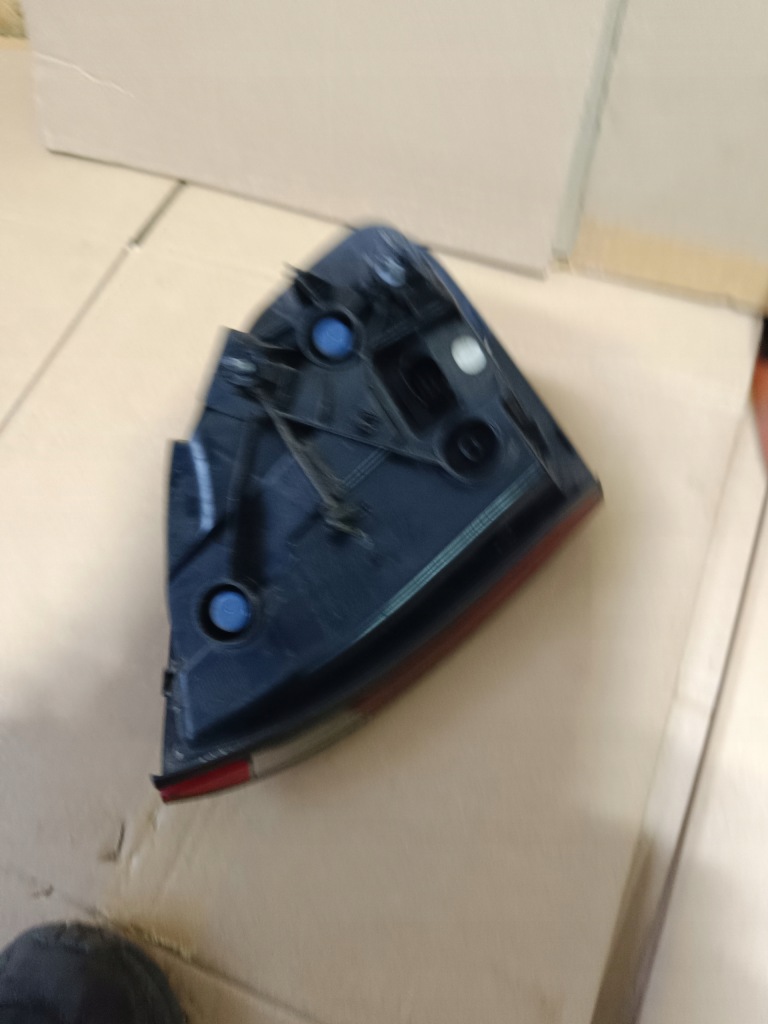 Фара правий задній porsche cayenne 2 led 7p5945094k в Україні