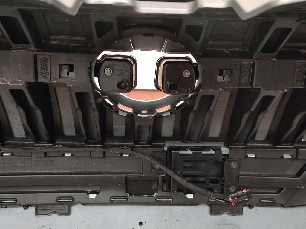 фото №10, Бампер передній kompletny 4 pdc світлодіоди білий vw id3 id.3 2019- 10a idealny