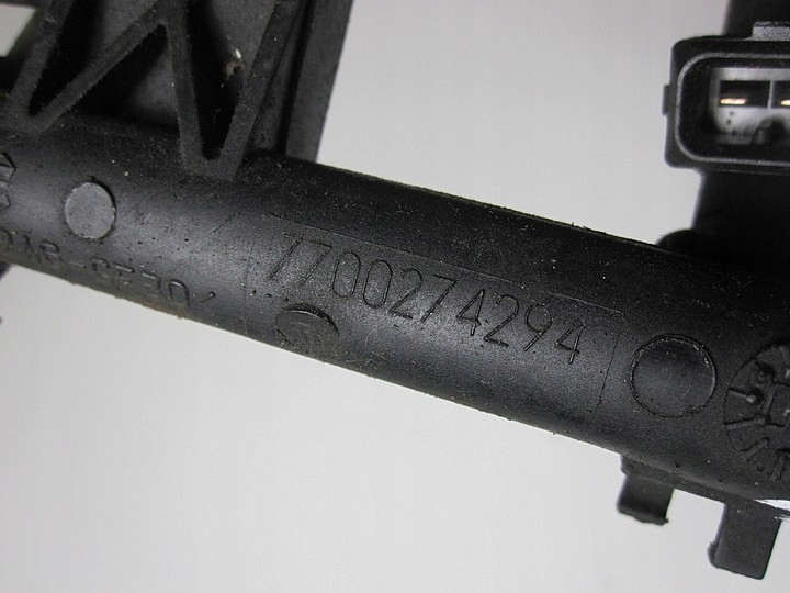 фото №9, Молдинг впрыскная renault clio ii 1.4