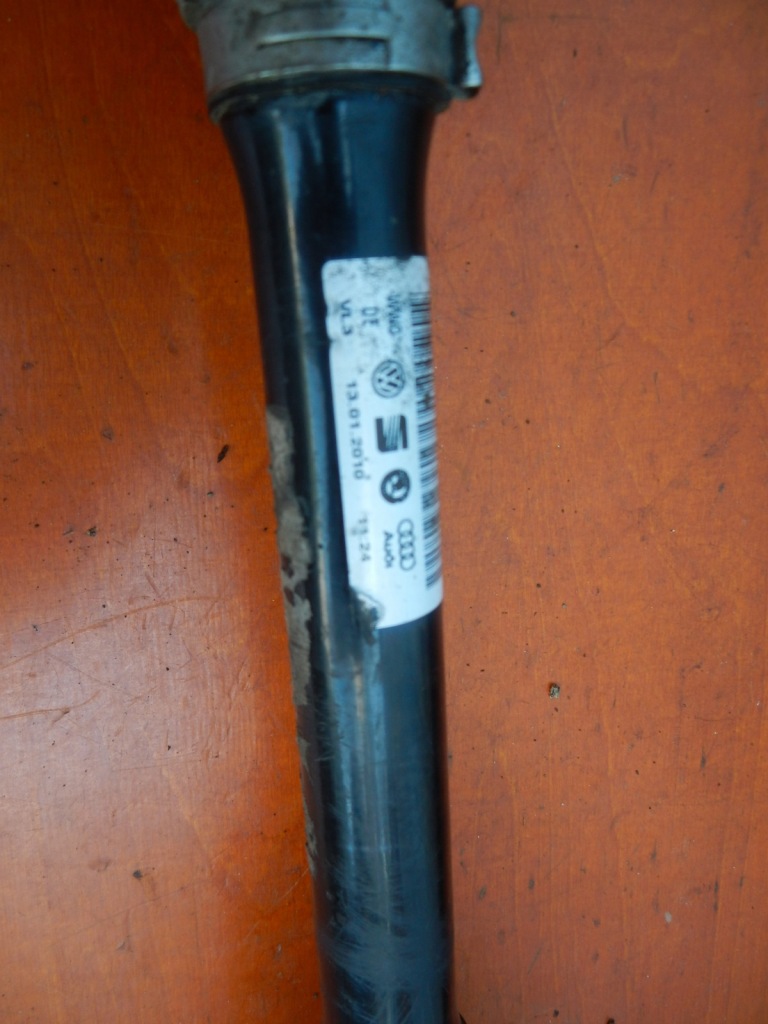 Приводной вал левая vw caddy 3 audi a3 8p octavia 2 superb 2 leon 2 с Разборки