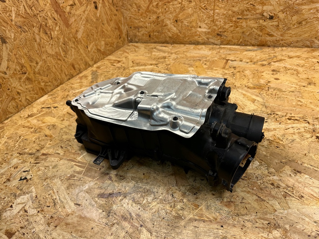 фото №9, Корпус фильтра воздуха infiniti q50 2.2d a6510901301 2013-