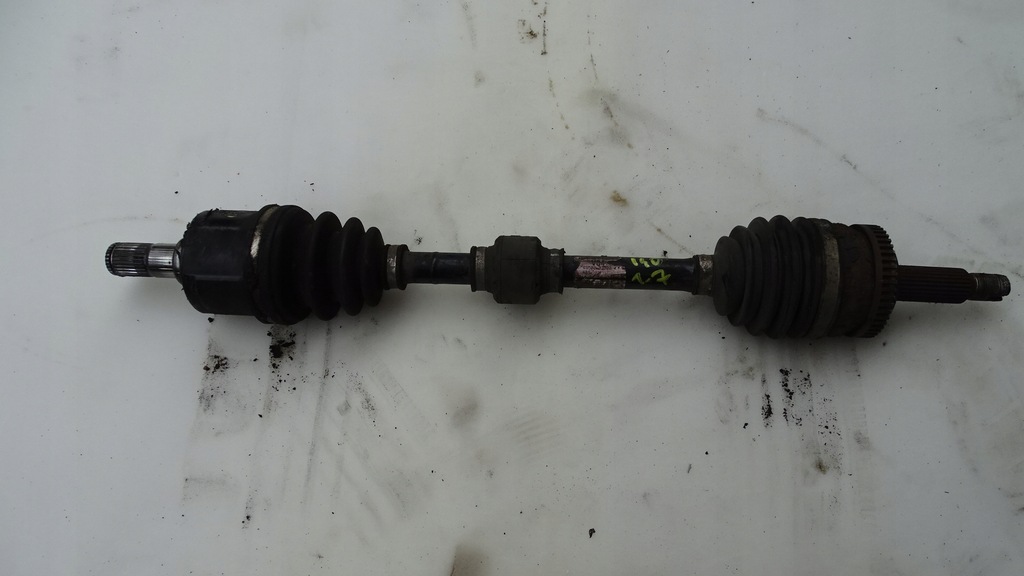 фото №1, Приводной вал левая hyundai i40 2011-2014 механическая коробка передач 1.7 crdi