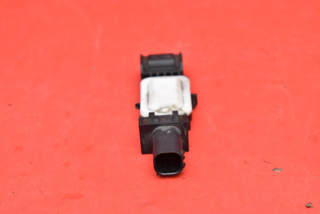 фото №6, Датчик ударный 04671779ac jeep grand cherokee 3 iii wk 04-10