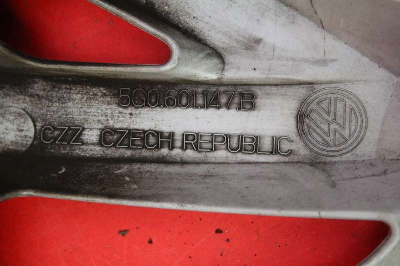 фото №13, Ковпак 16 5g0601147b audi a4 b8 07-11