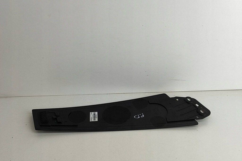 фото №6, Porsche taycan cross turismo передні праве двері вертикальна молдинг as3 9j0845