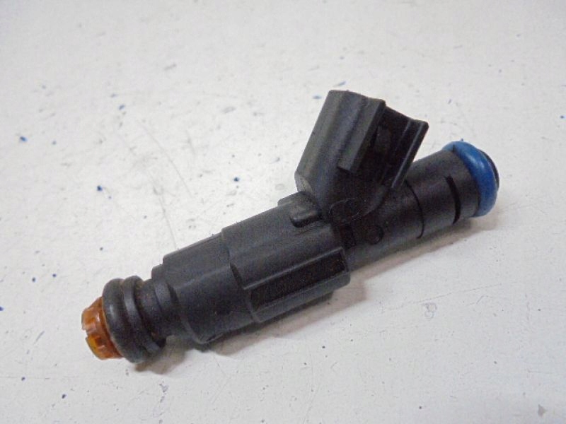 фото №1, Mazda 6 i gg форсунки 1s7g-ga 1,8 16v kpl 4szt