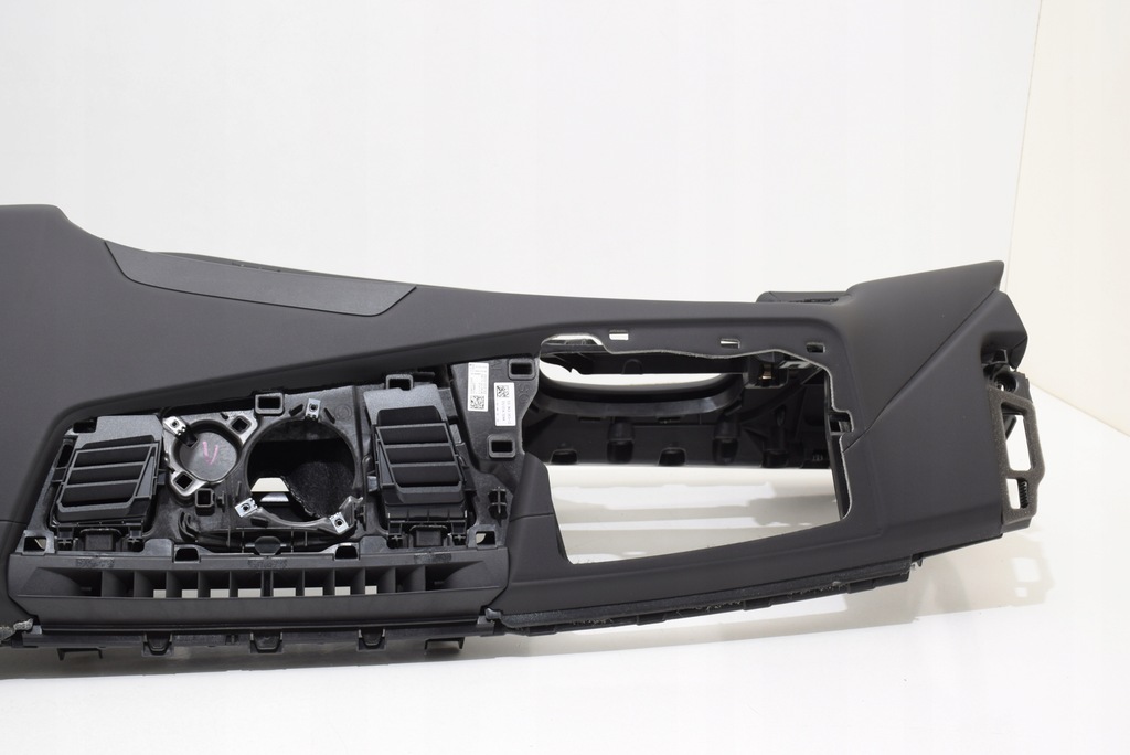 фото №12, Bmw 5 g60 g61 приборная панель приборная консоль приборная панель czarna veganza