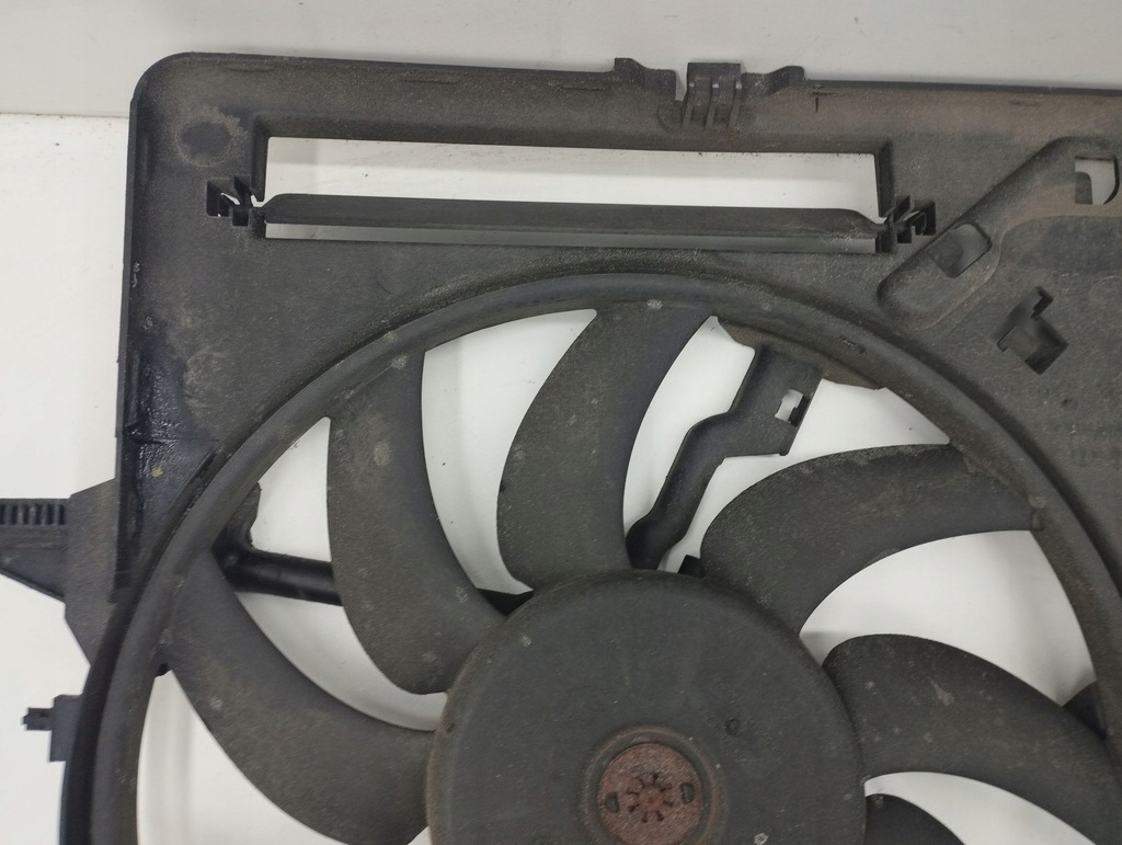 фото №8, Audi a6 c7 2011 электрический вентилятор радиатора