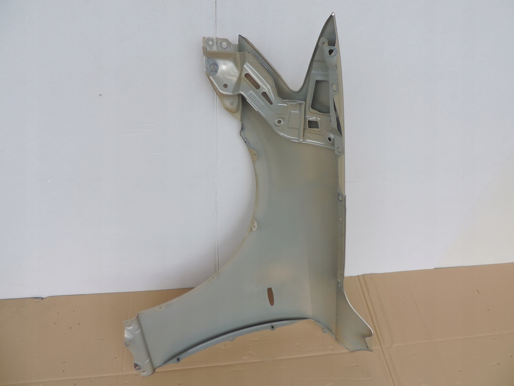 фото №8, Lexus is200 is-200 2005 2006 правый крыло перед