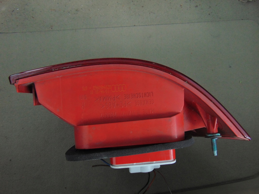 фото №10, Лампа права задня задня audi a2 europa