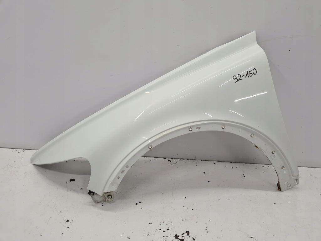 фото №1, Volvo c30 06r крыло левый перед 614-46