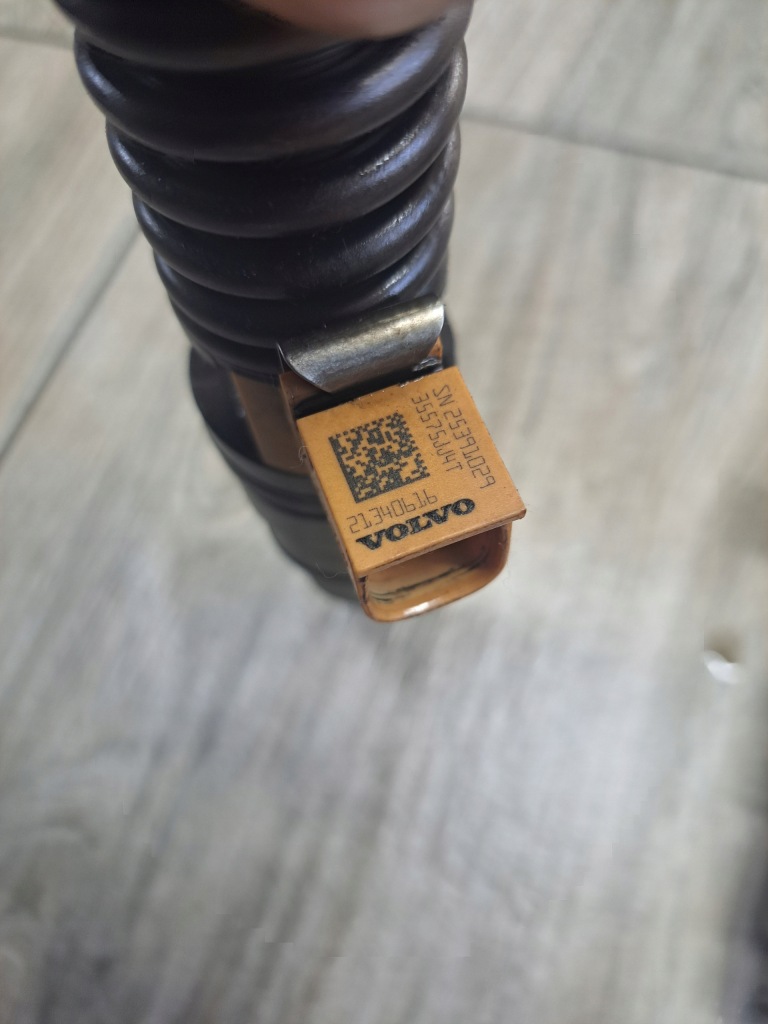 фото №4, Насос-форсунки насос-форсунки renault magnum dxi volvo fm fh 21340616