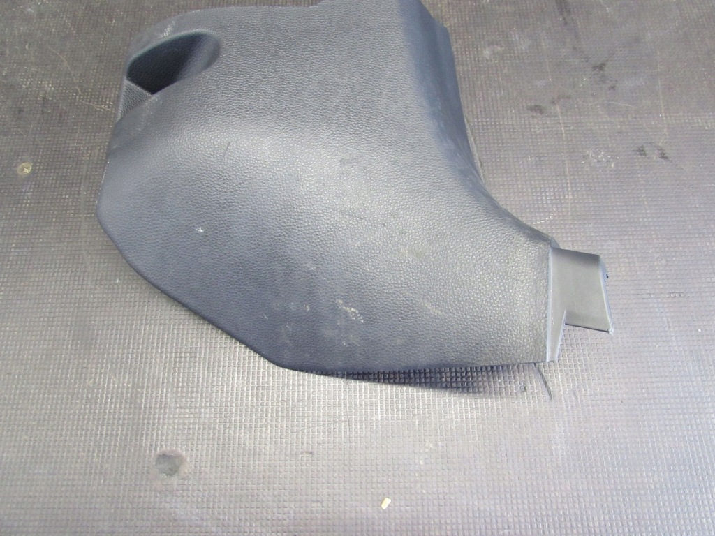 фото №11, Защита накладка стойка порог 62111-02020 toyota corolla e21 1.8 b hybrid 19