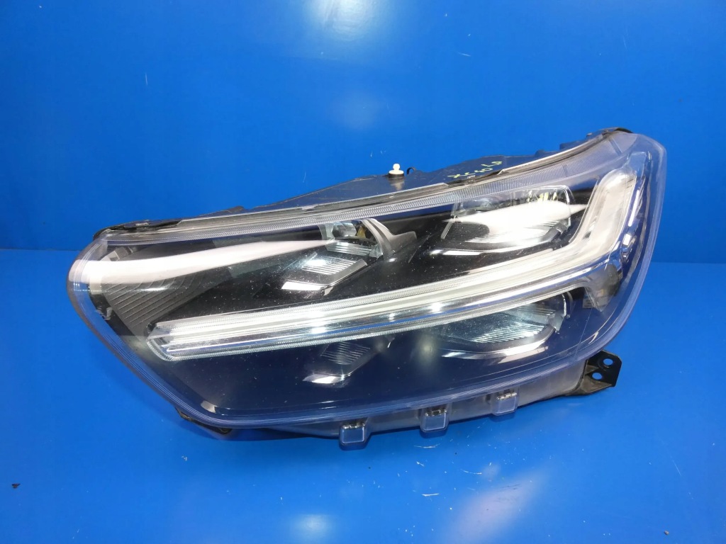 фото №1, Volvo xc40 лампа led лівий перед передня версія angielska