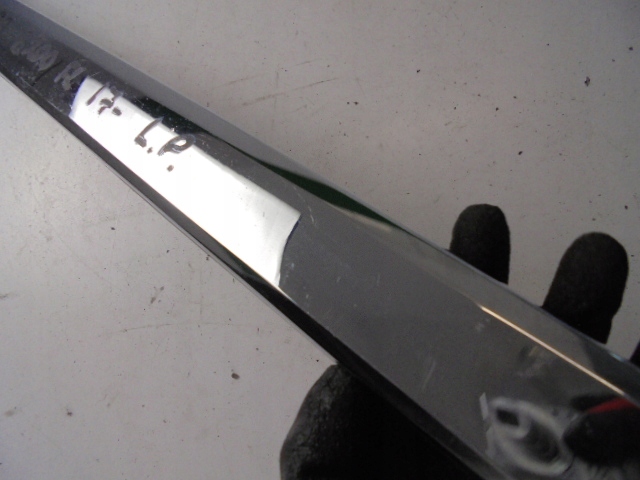 фото №4, Молдинг дверь левый перед toyota land cruiser j200