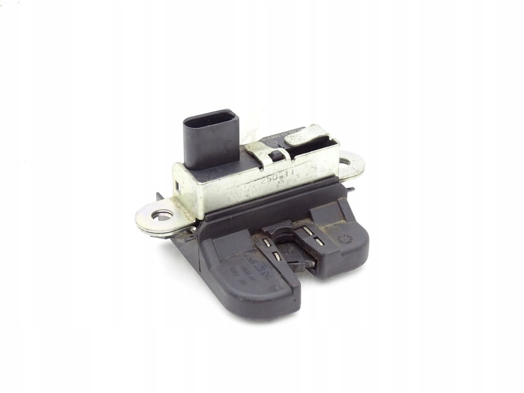 фото №1, Замок крышки задняя задний багажника vw scirocco iii 3