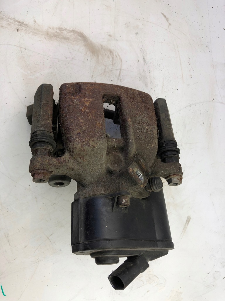 фото №1, Vw cc суппорт тормозной правый задняя