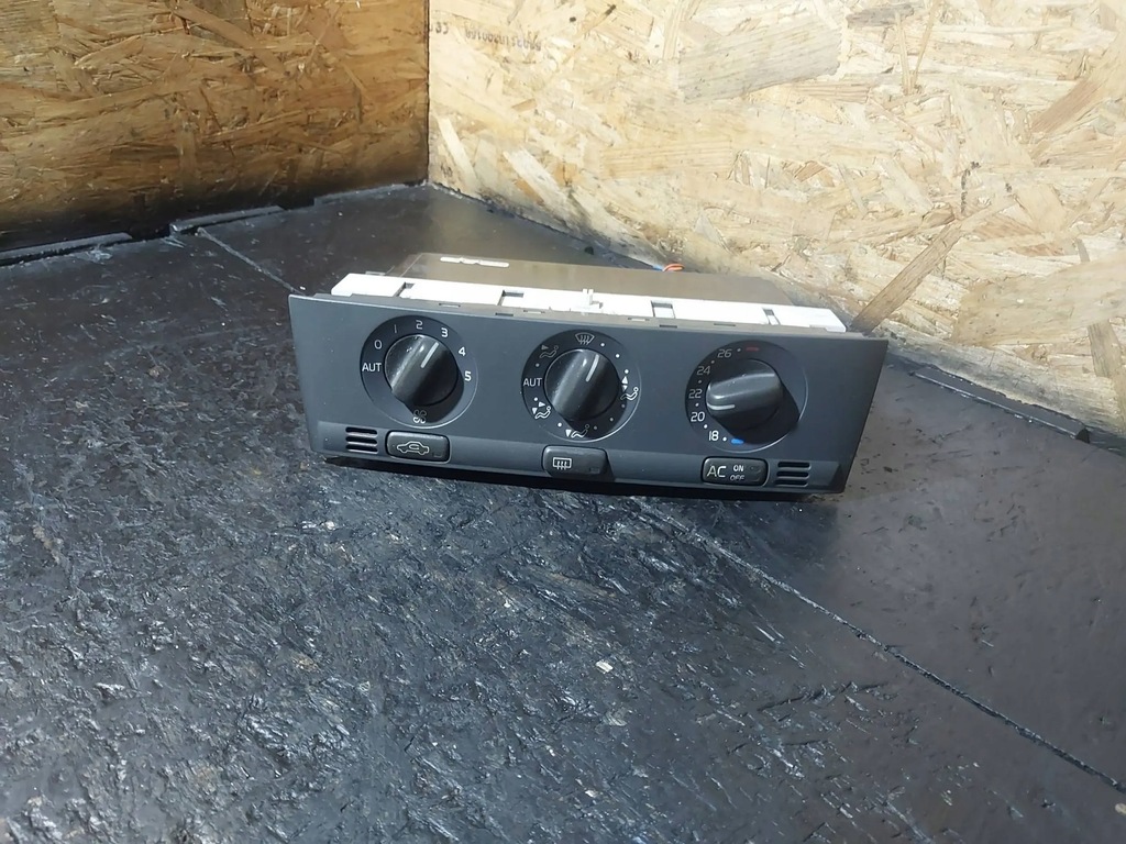 фото №11, Панель кондиціонера обдув volvo s40, v40 806094 806095