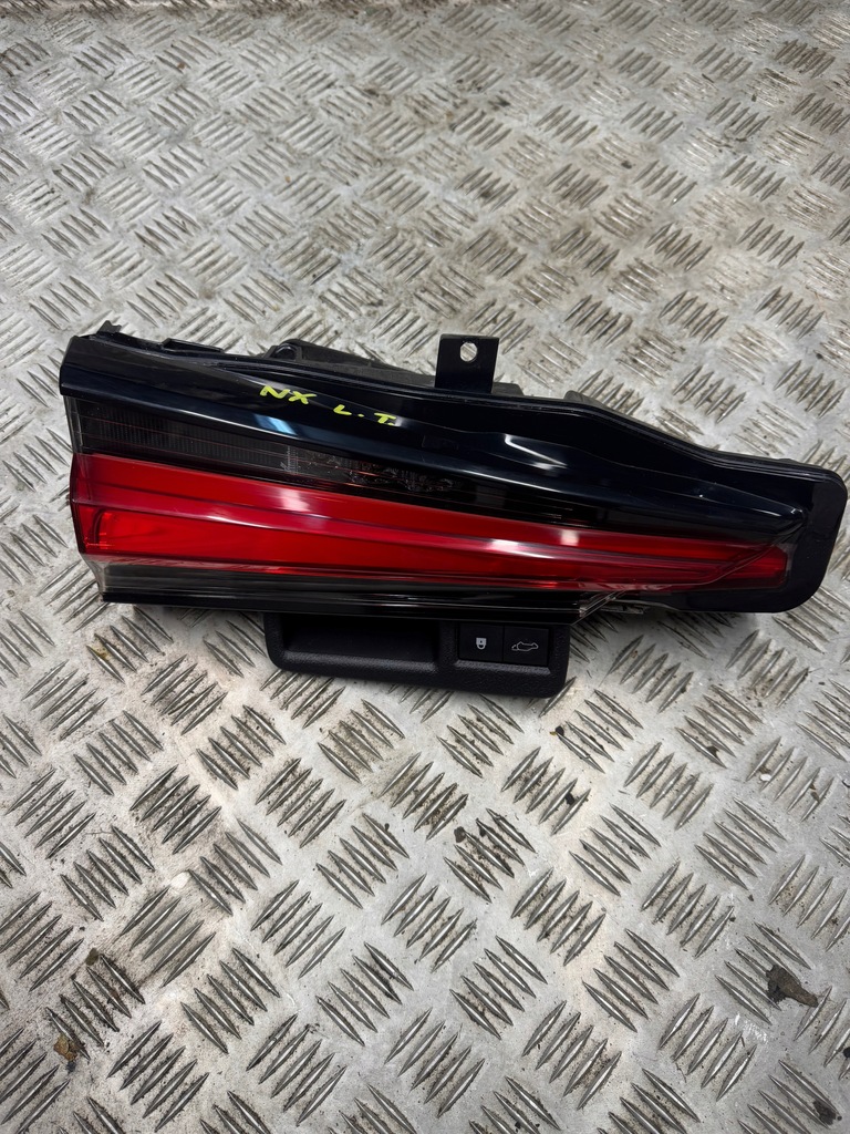 фото №1, Лампа лівий задня задня w кришка lexus nx 300