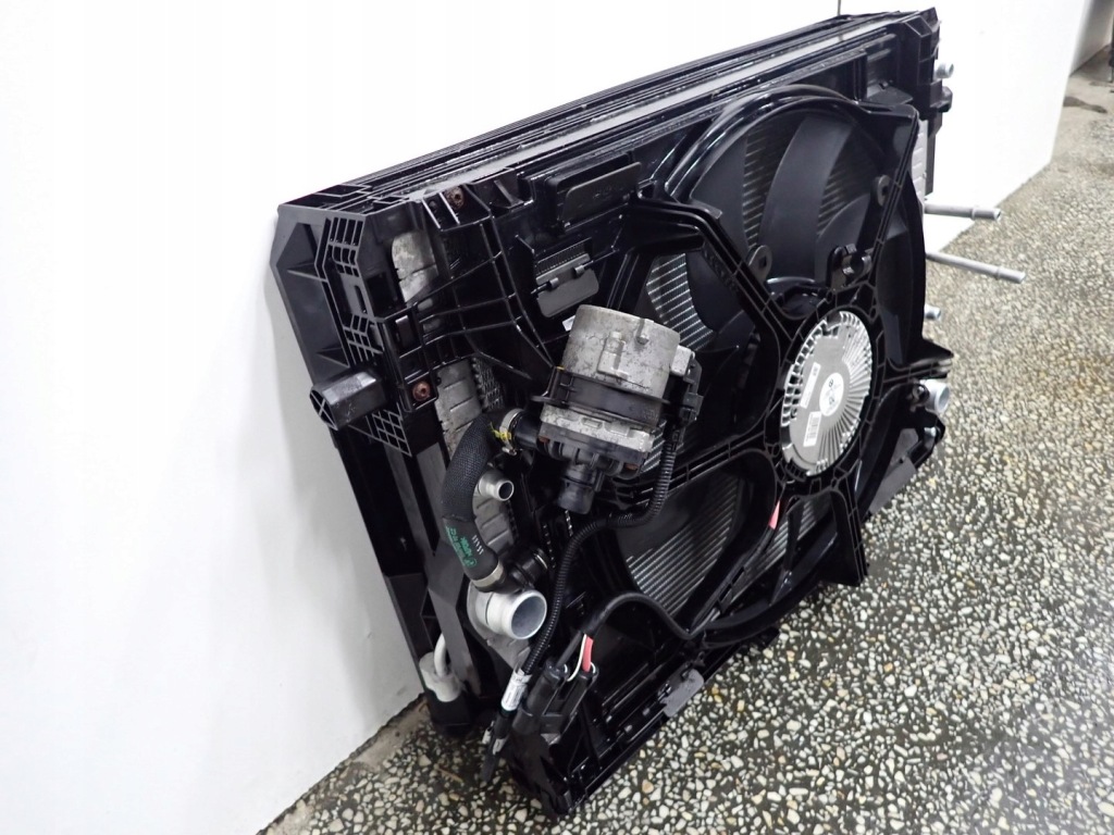 фото №7, Комплект радіатор вентилятор 3.0d m50d bmw 5 f10 16r