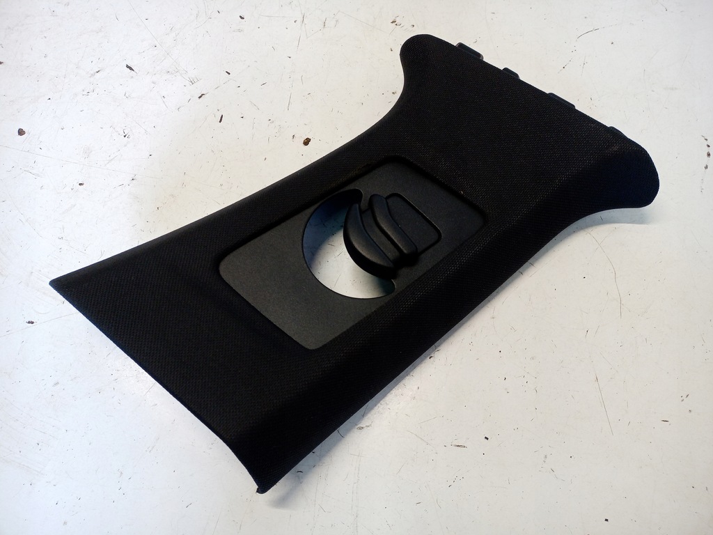 фото №1, Правая защита стойка среднего citroen ds5