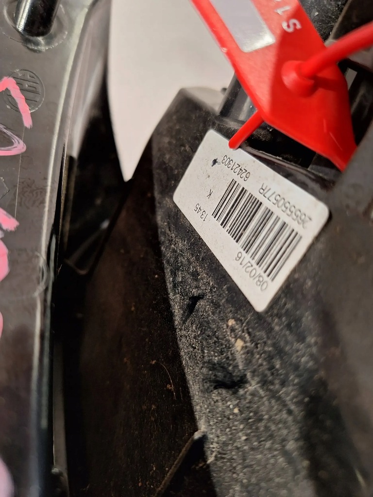 фото №8, Лампа задняя левая 265550577r dacia sandero ii lift 12-