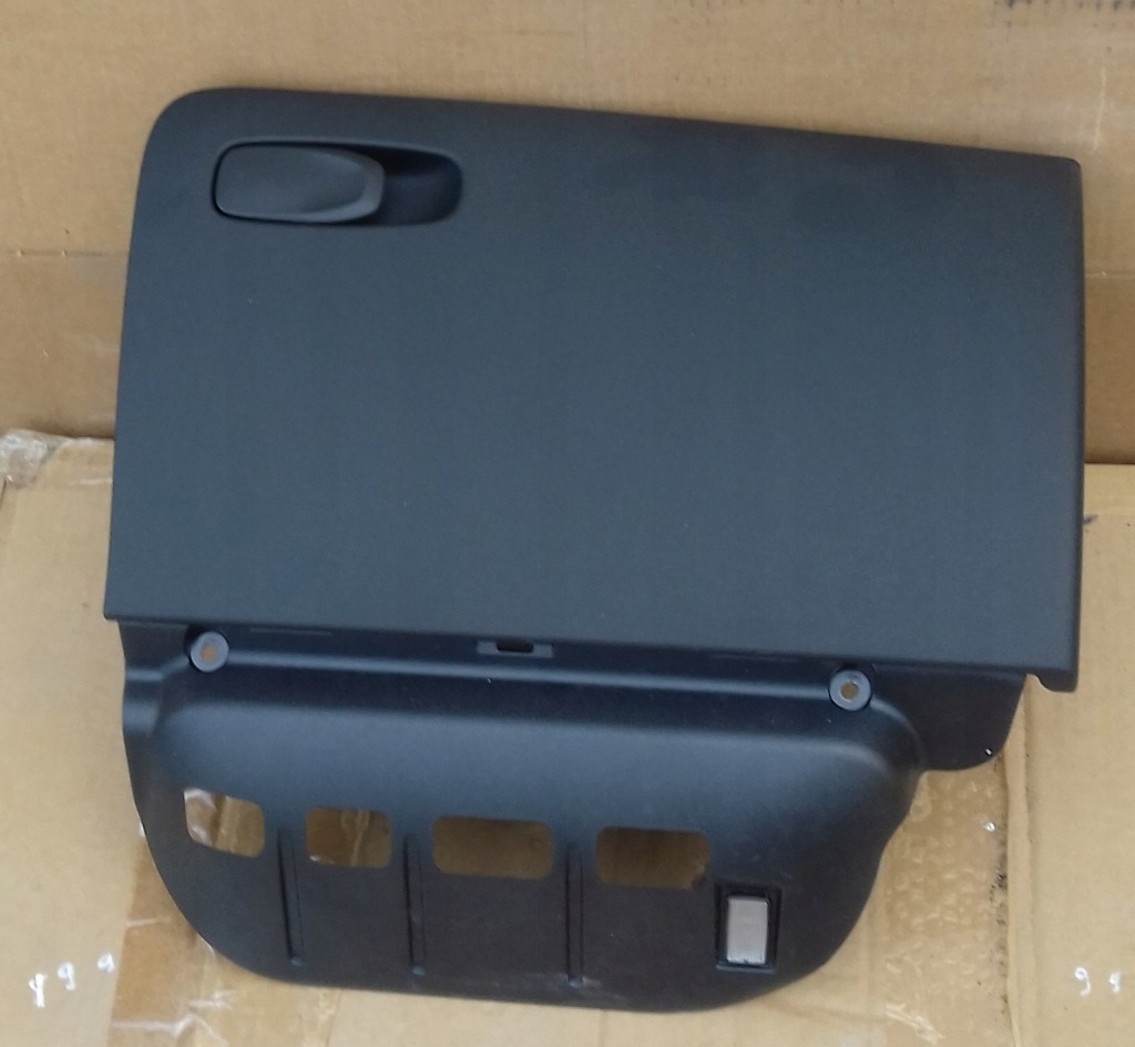 фото №1, Volvo xc40 бардачок консолі 31442657