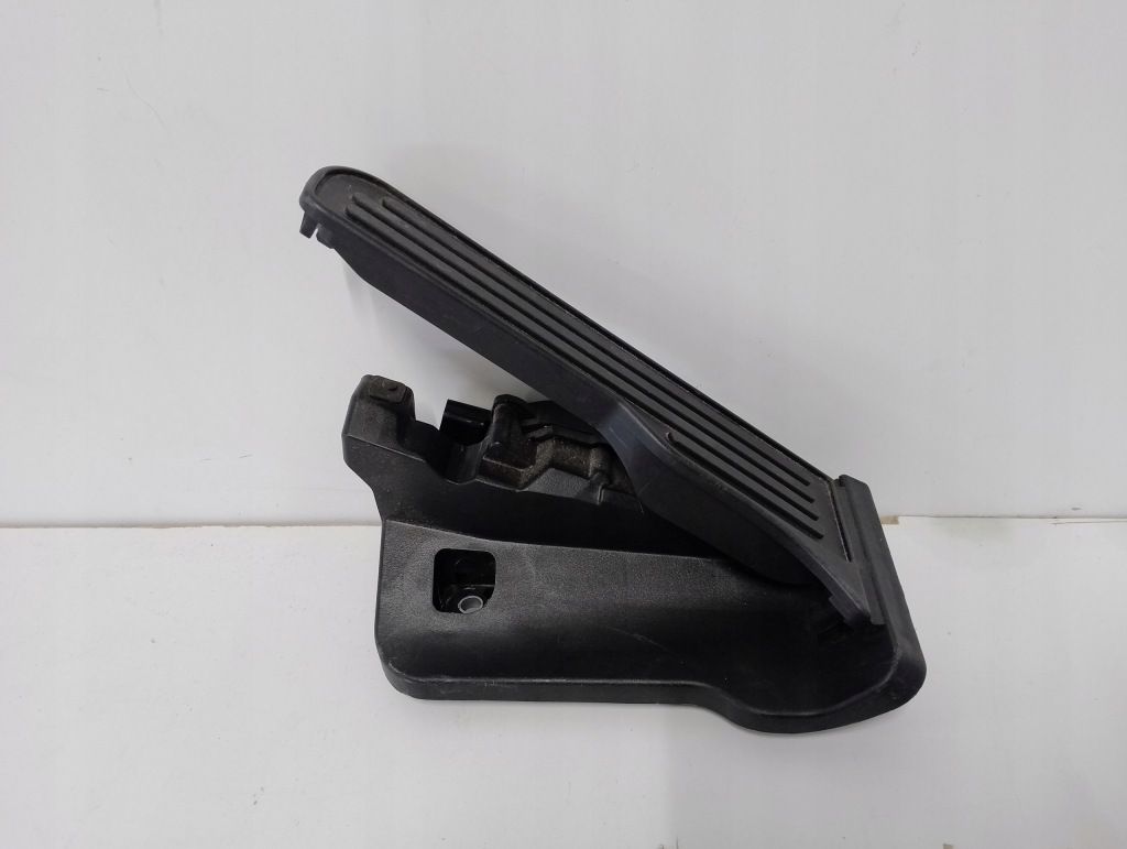 фото №1, 84366712 педаль газа потенциометр camaro vi