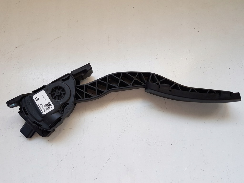 фото №2, Педаль газа rhd uk maserati ghibli m157 13-