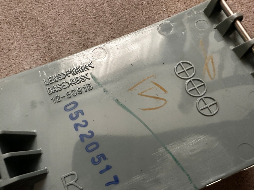 фото №4, Заглушка противотуманной фары правая vw golf iii vento