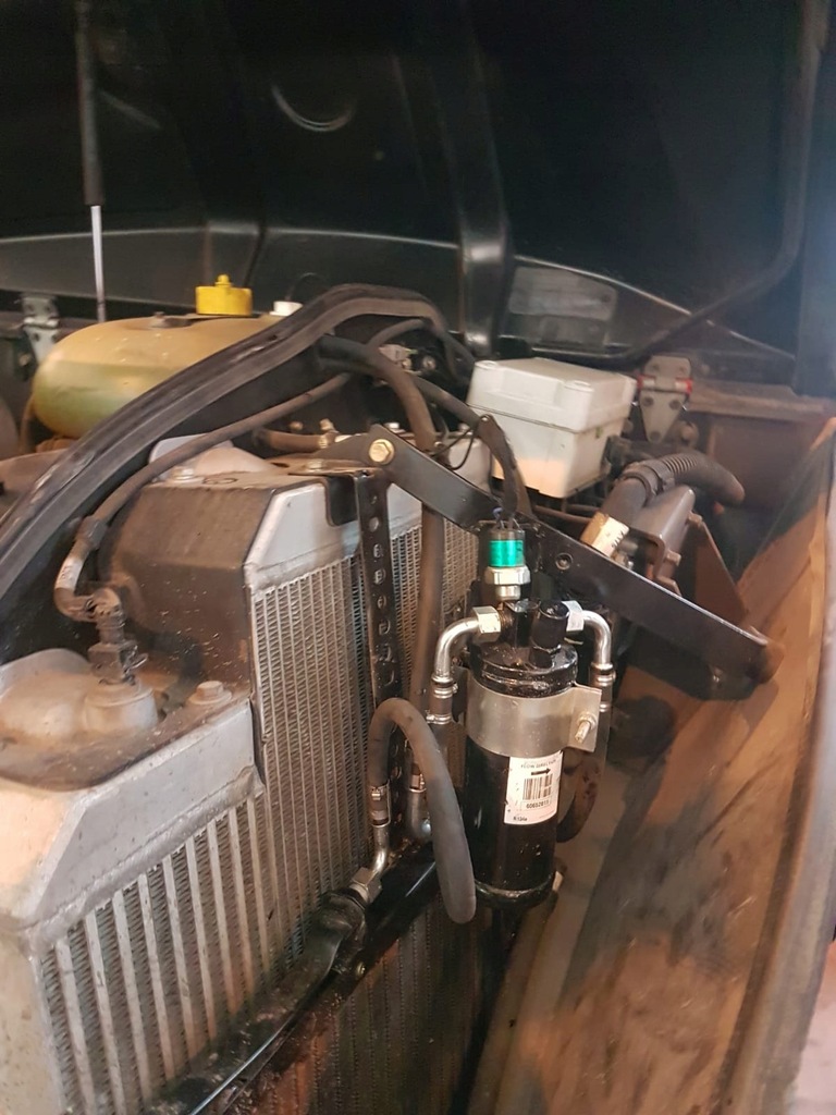 фото №13, Кондиционер do зарядное устройство teleskopowej jcb 530 535 540