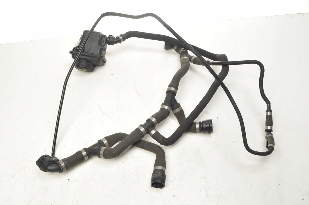 фото №10, Bmw f10 m5 4.4 бачок розширювальний 17122284283 10808611 8386545