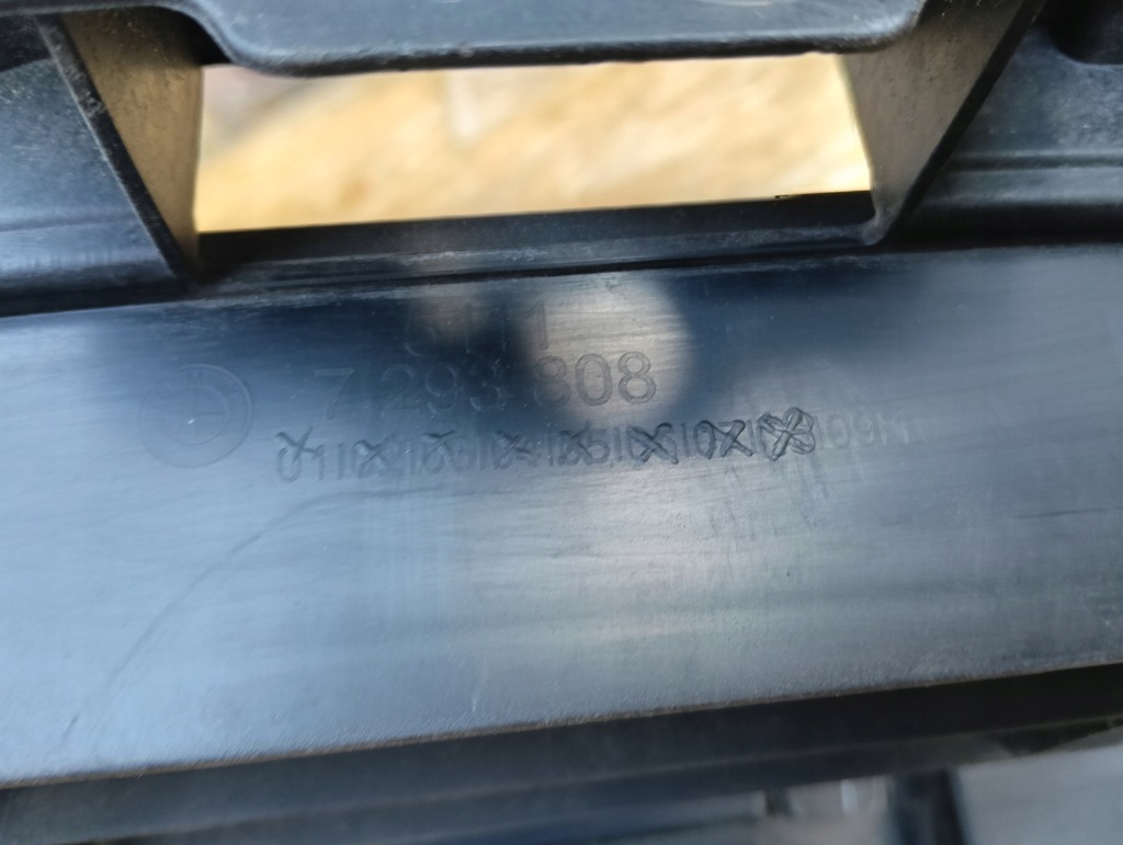 фото №9, Решётка бампера перед 7293808 bmw 3 f34 gt