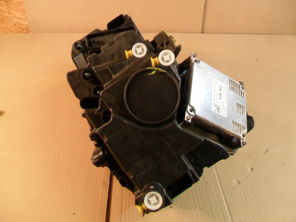 фото №15, Skoda karoq 57b лампа фара левая перед led